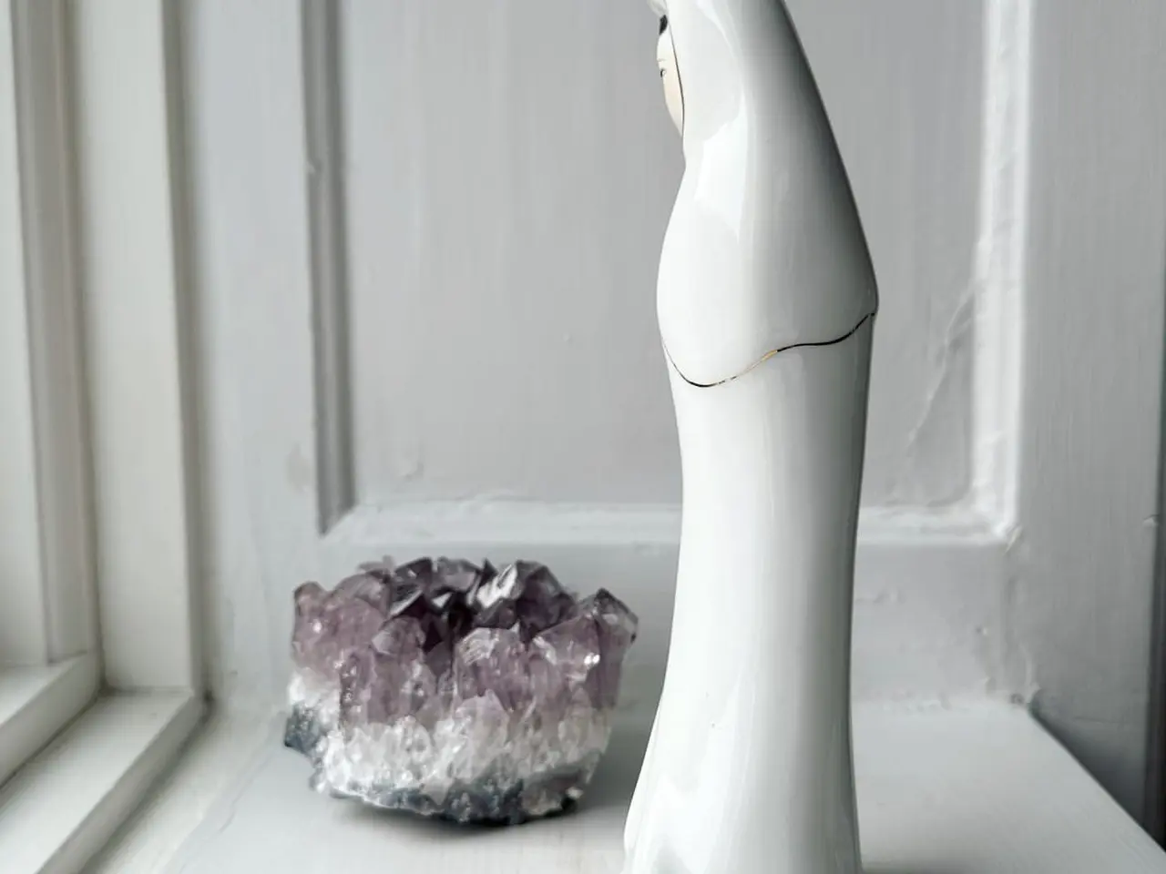 Billede 6 - Hvidklædt kvinde, porcelænsfigur