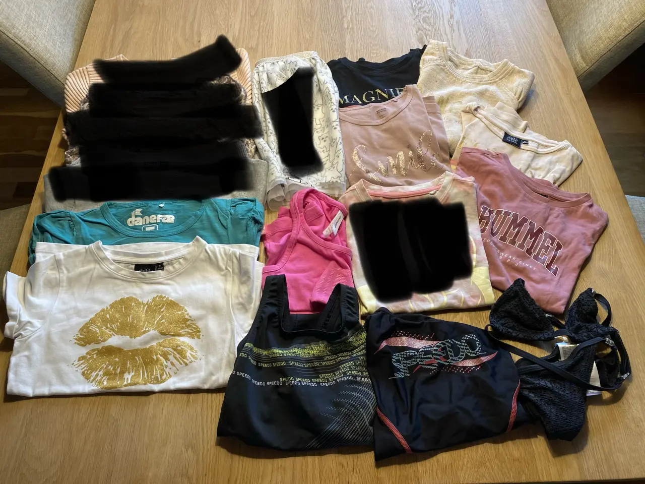 Billede 15 - tshirt, træningsbukser, badedragt str. 116