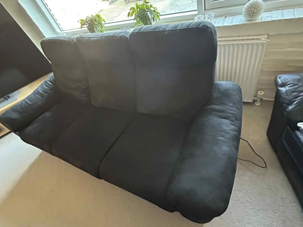 Billede 4 - Sofasæt i sort stof. Model Selesta / Bud modtages.