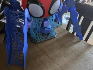 Spidey Amazing Friends Web Quarters