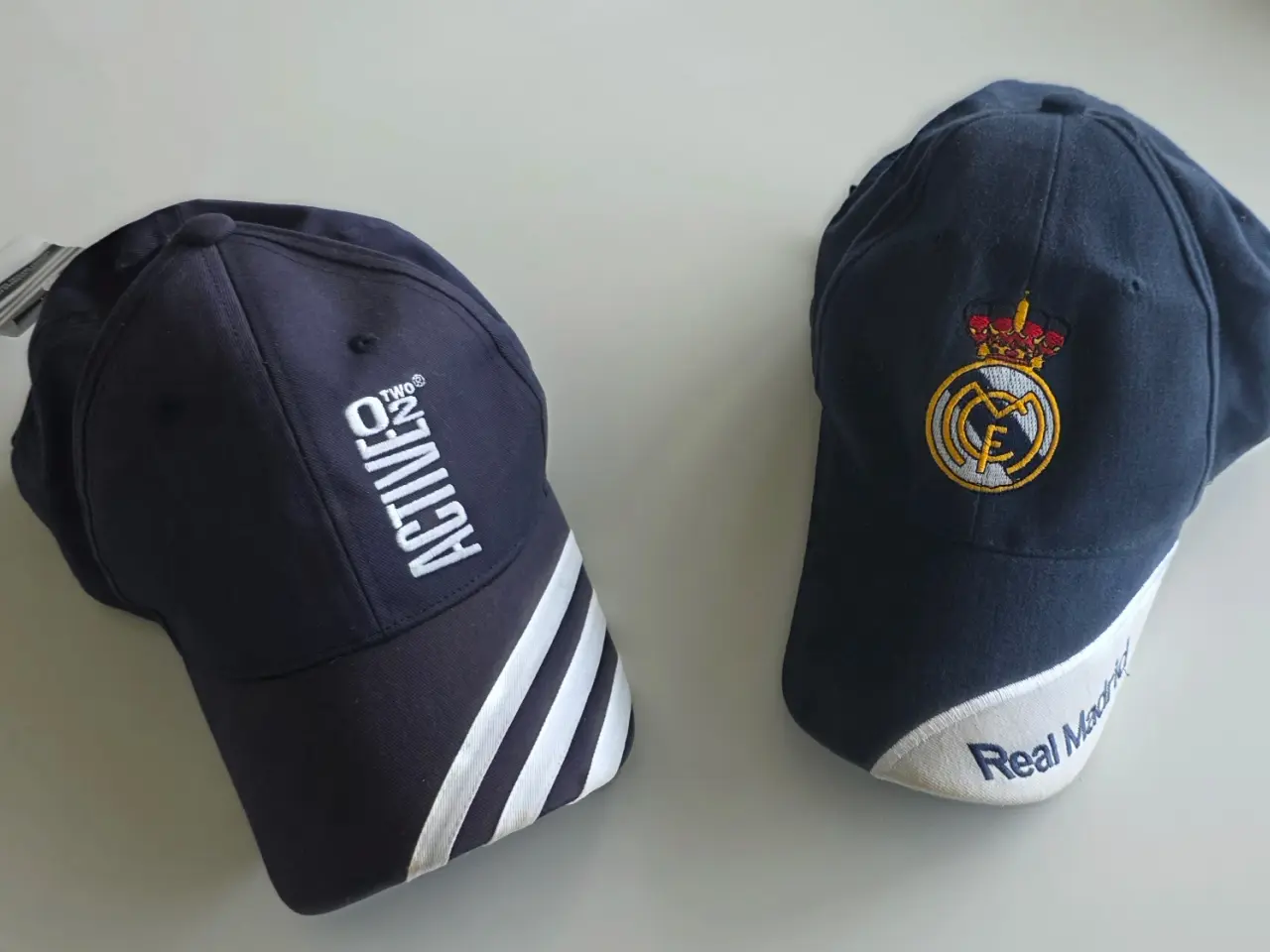 Billede 1 - 2 x NYE Caps....Adidas og Real Madrid kasketter / 