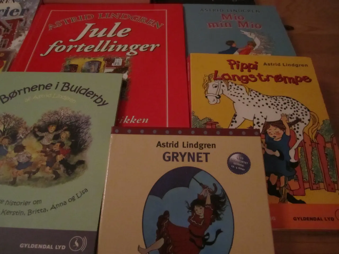 Billede 4 - Skønne ASTRID LINDGREN Bøger. BYD.