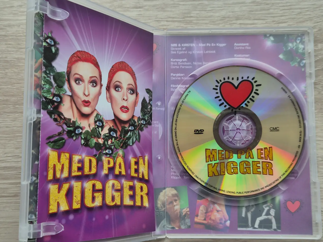 Billede 3 - Søs & Kirsten – Med på en kigger DVD