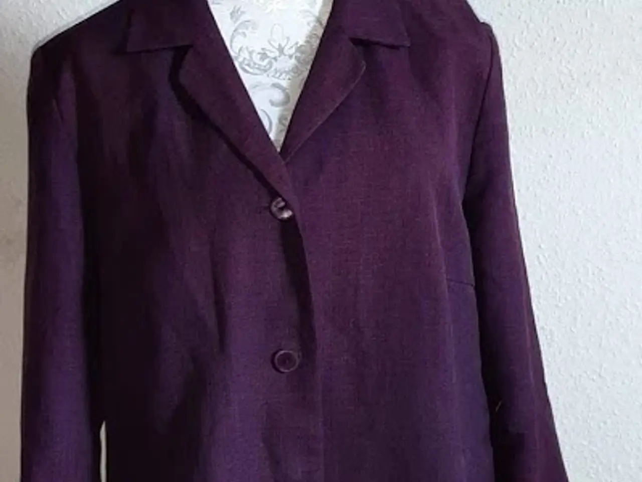 Billede 3 - Dame habit jakker i store str:50 og 52 /Pre owend,