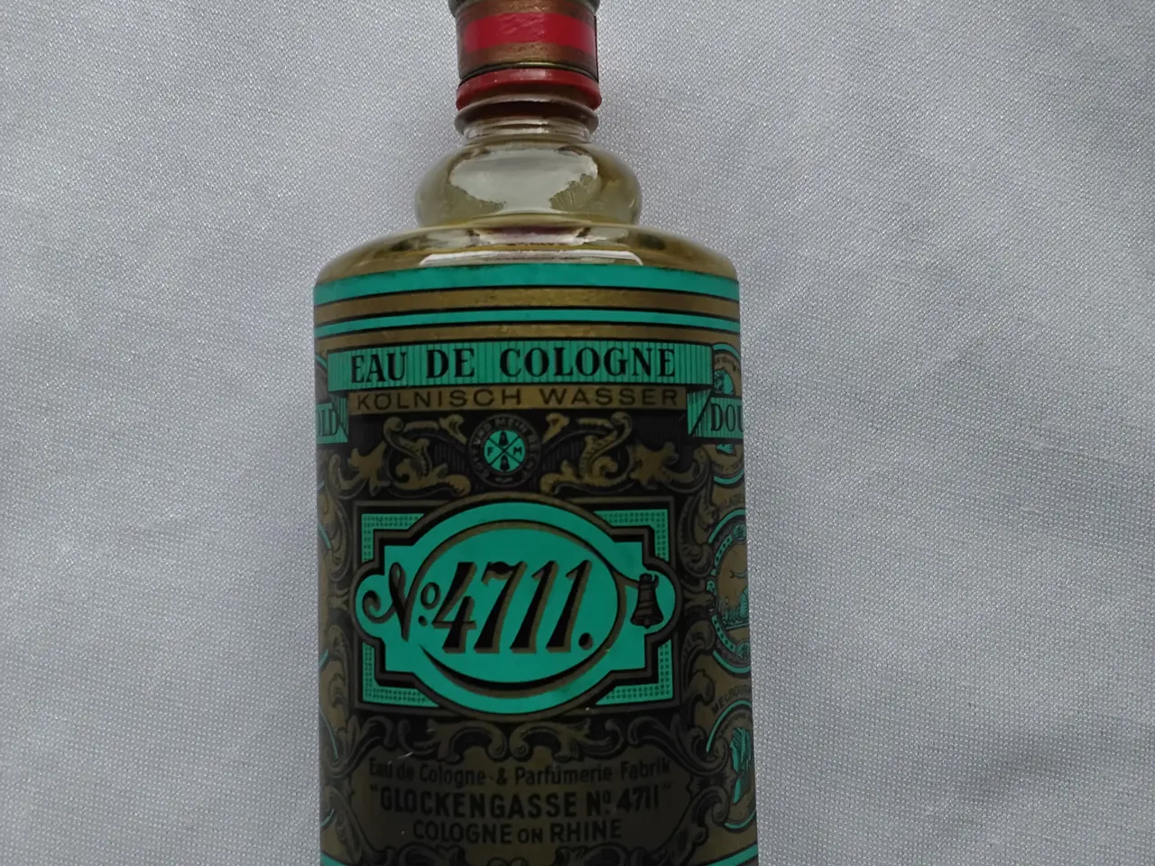 Billede 5 - Samleobjekt: uåbnet 4711 flaske fra 1950'erne