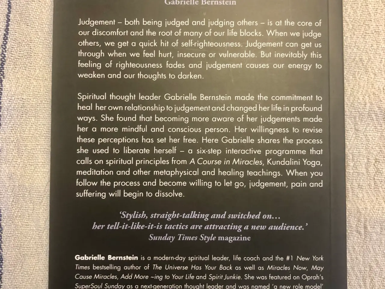 Billede 2 - Gabby Bernstein bestseller