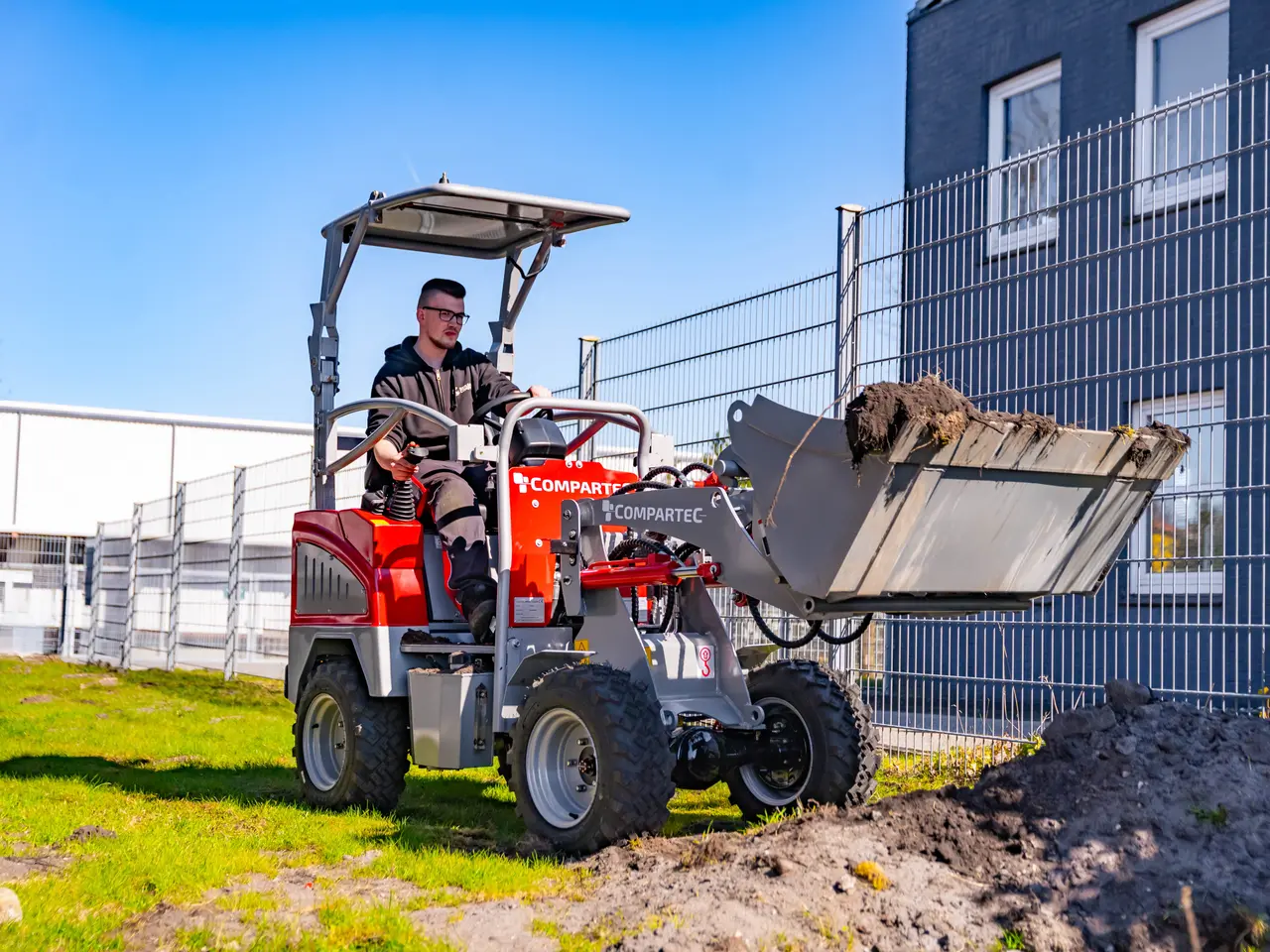 Billede 15 - Weidemaster elektrisk minilæsser - 500 kg