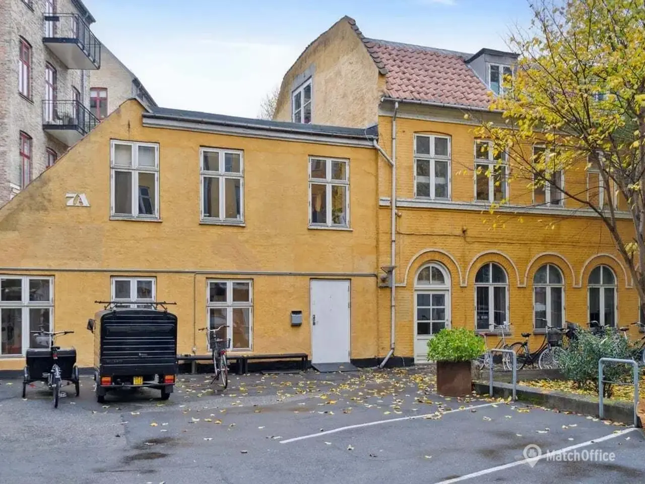 Billede 5 - P-plads 4 på Værnedamsvej – gård med portadgang