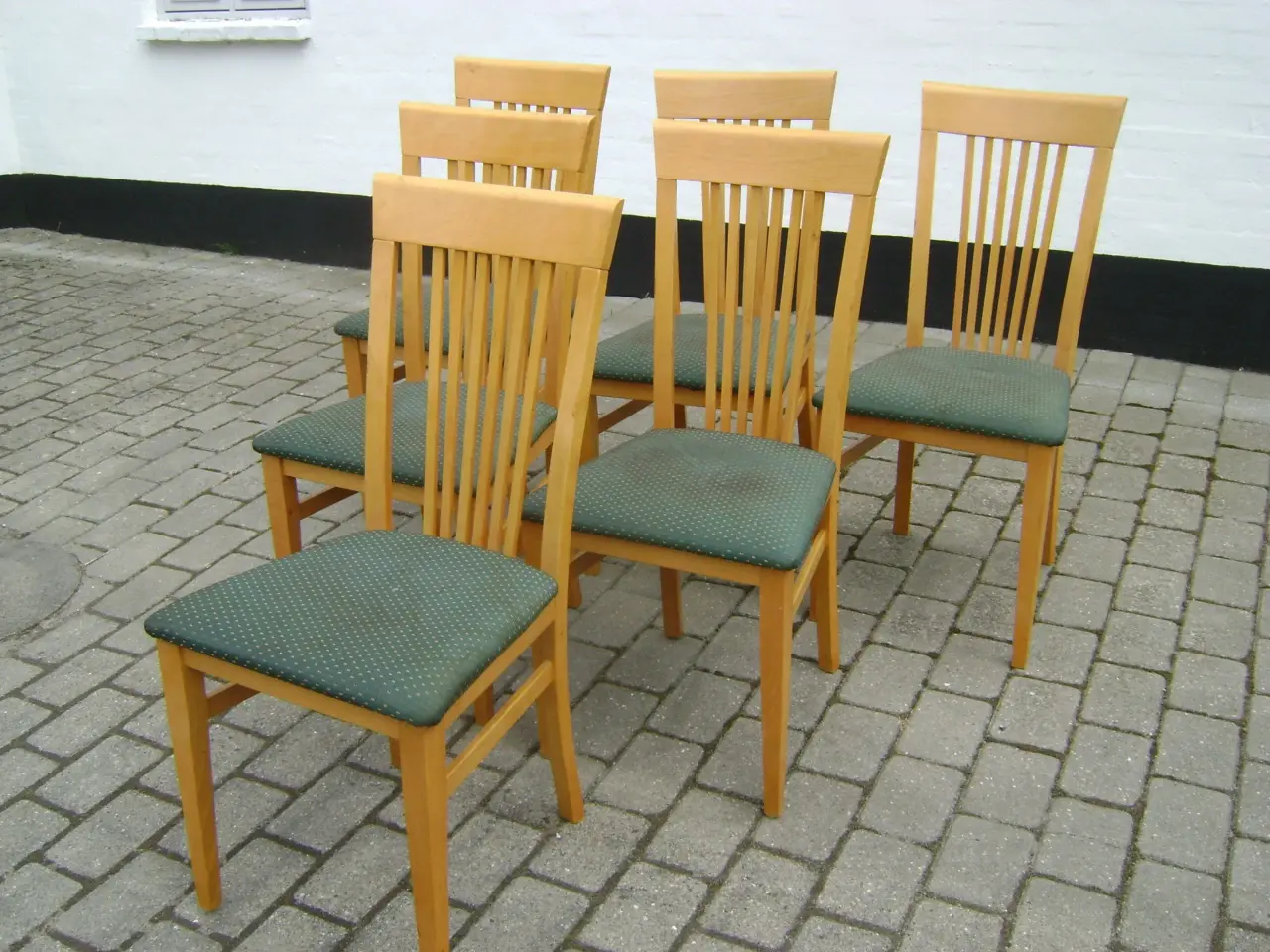 Billede 1 - Spisestuestole med grøn stof