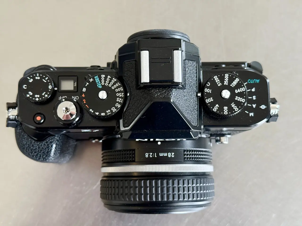 Billede 2 - Nikon Zf med grib og objektiv