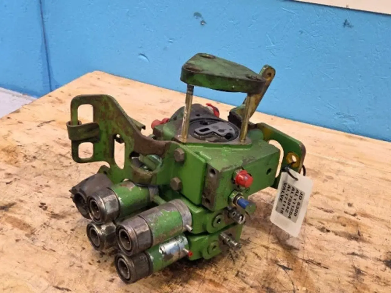 Billede 17 - John Deere 6300 Hydraulikventil AL111254
