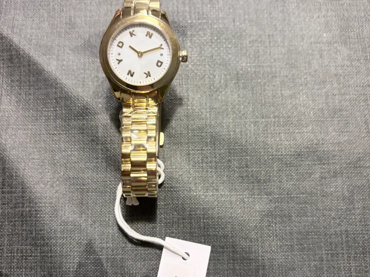 Billede 9 - DKNY Dameur ubrugt
