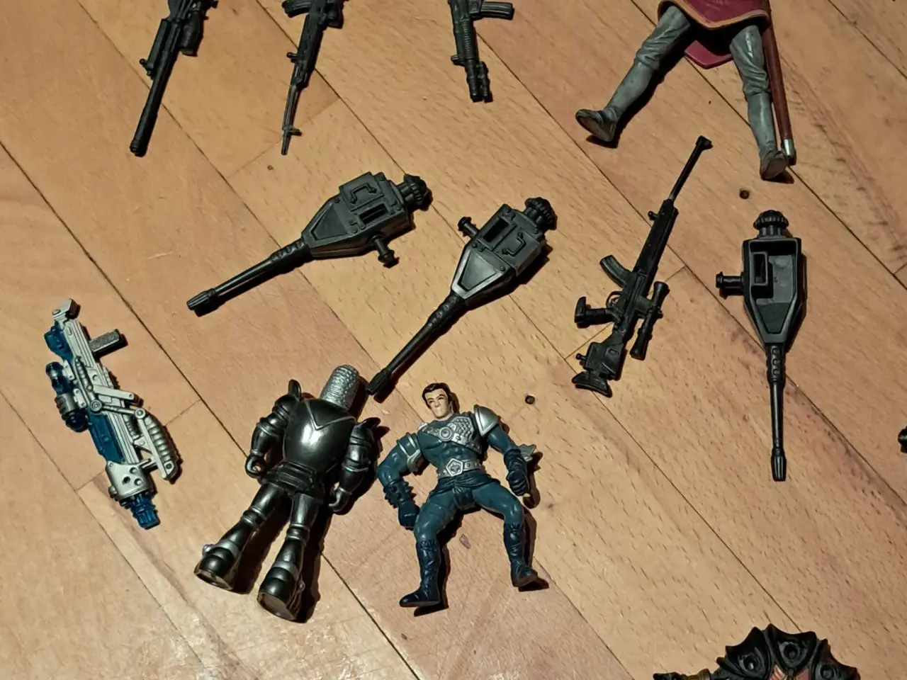 Billede 3 - Figurer af ukendt type 