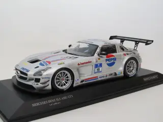 Mercedes-Benz SLS AMG GT3 #28 1:18  