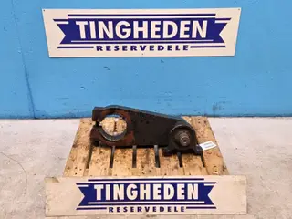 New Holland BB940R Arm L. 84819396
