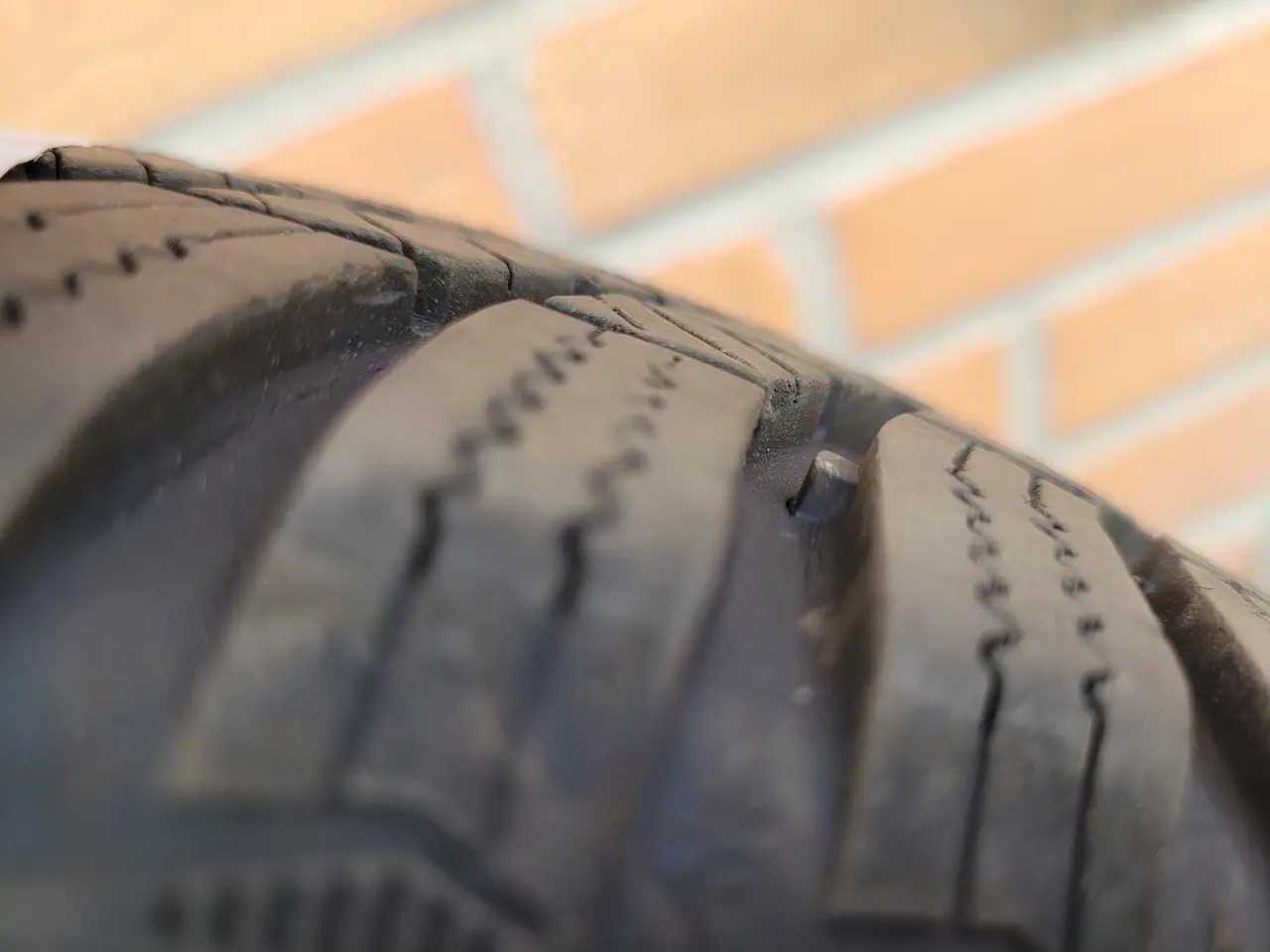 Billede 9 - Vinterdæk 14" på stålfælge passer til VW Up o.l.