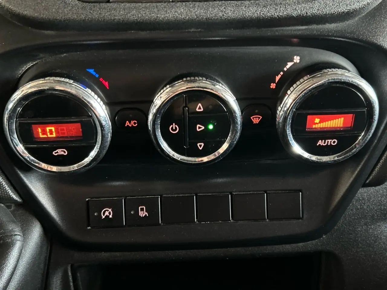 Billede 8 - Iveco Daily 2,3 35S14 Mandskabsvogn m/lad