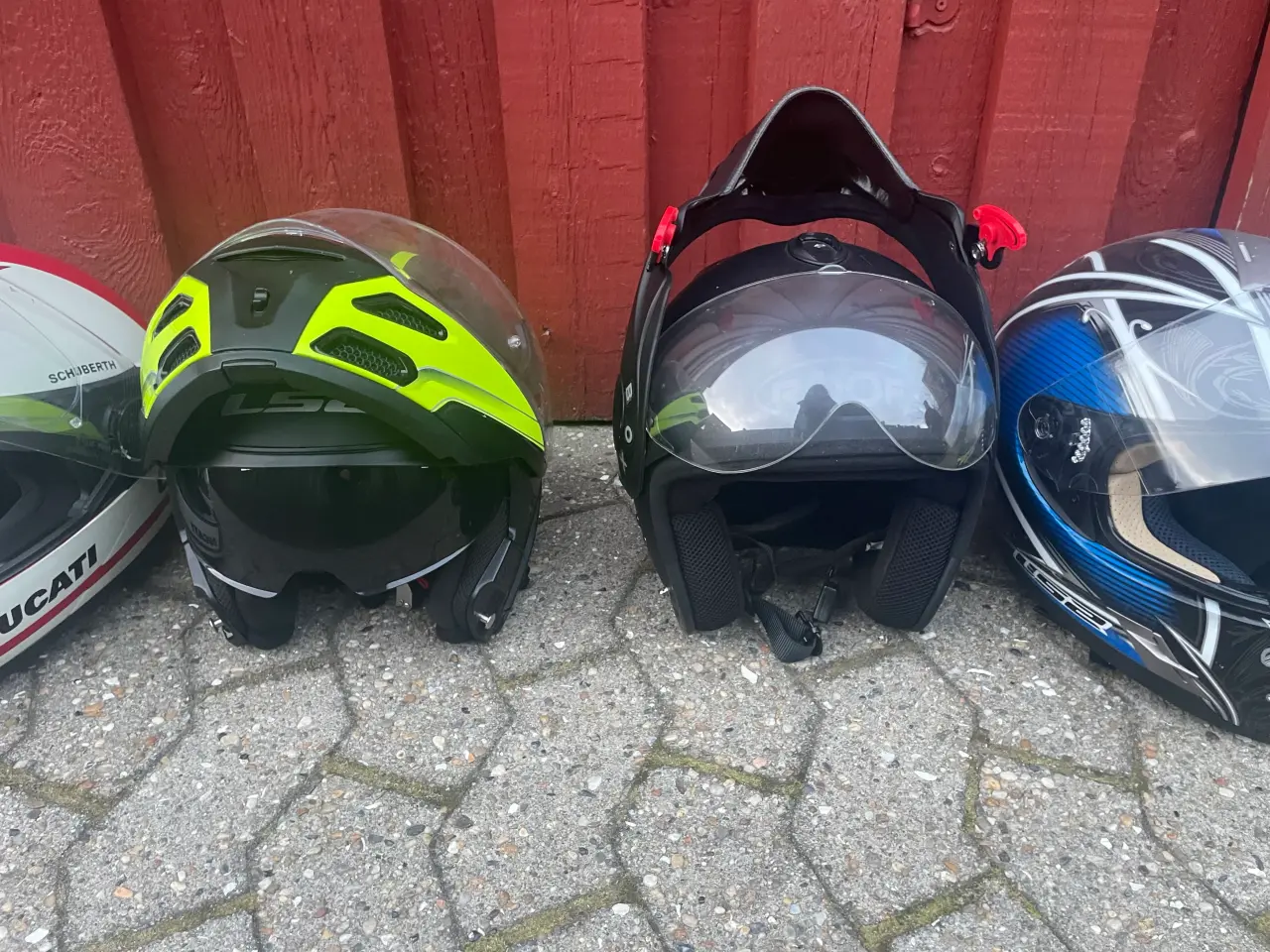 Billede 11 - Helt nye motorhjelmen.. 12 styk..