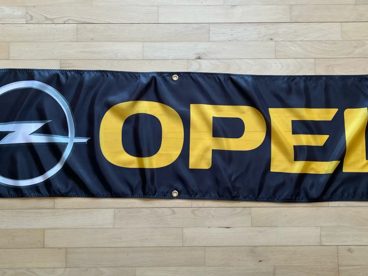 Billede 1 - Flag til Opel 