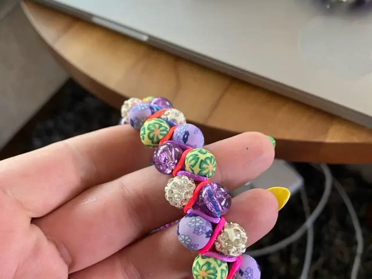 Billede 3 - Flotte nye knyttede armbånd