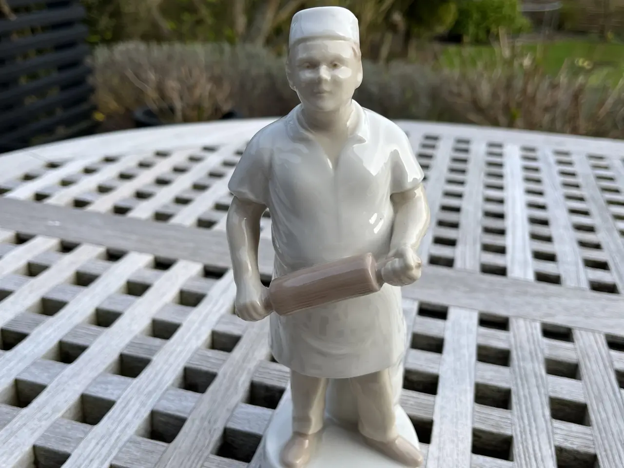 Billede 1 - Porcelænsfigur