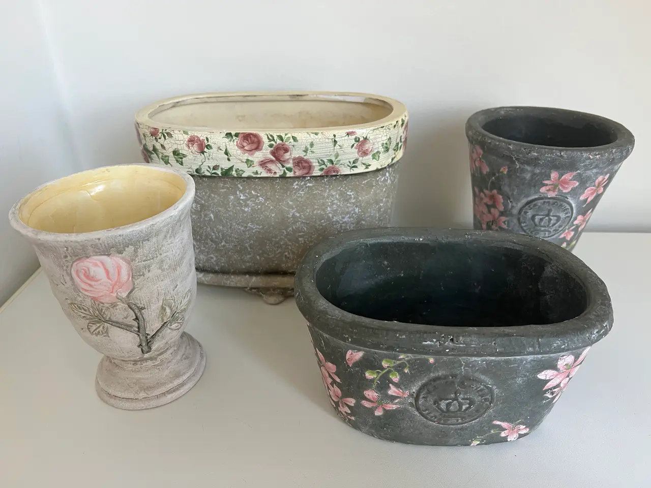 Billede 2 - Urtepotteskjulere dekoreret m/blomster