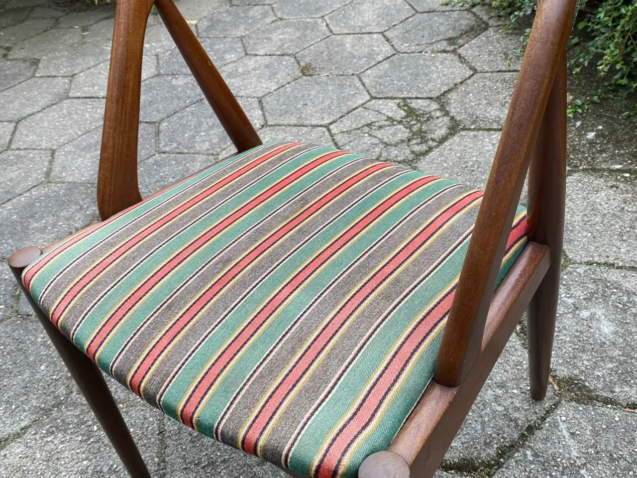 Billede 1 - Kai Kristiansen spisestuestol, teak