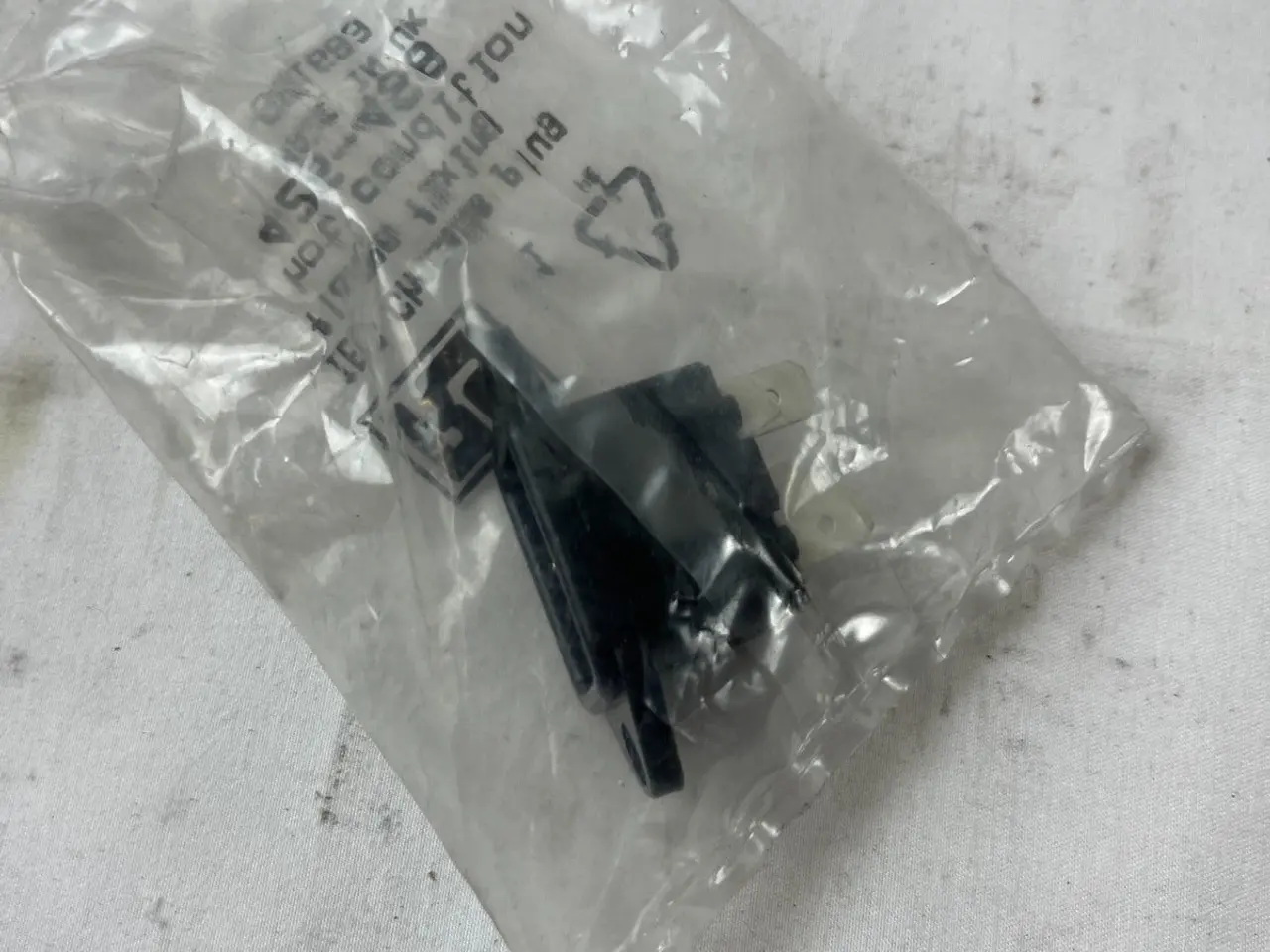 Billede 5 - RS 426-468 IEC Chassis Plug Flange Panel Mount