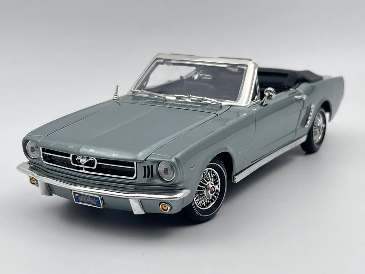 Billede 2 - 1964 Ford Mustang Convertible 1:18 1964½ model