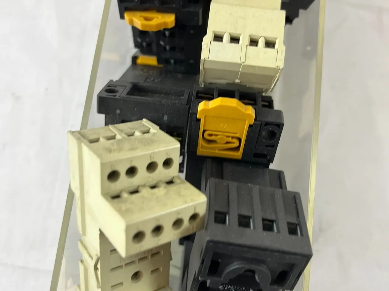 Billede 6 - Schrack PT78704 RA78728 relæ Socket parti DIN Rail