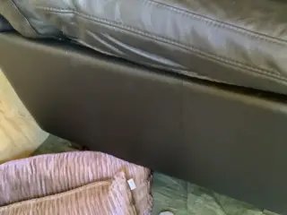 Sofa sort i læder