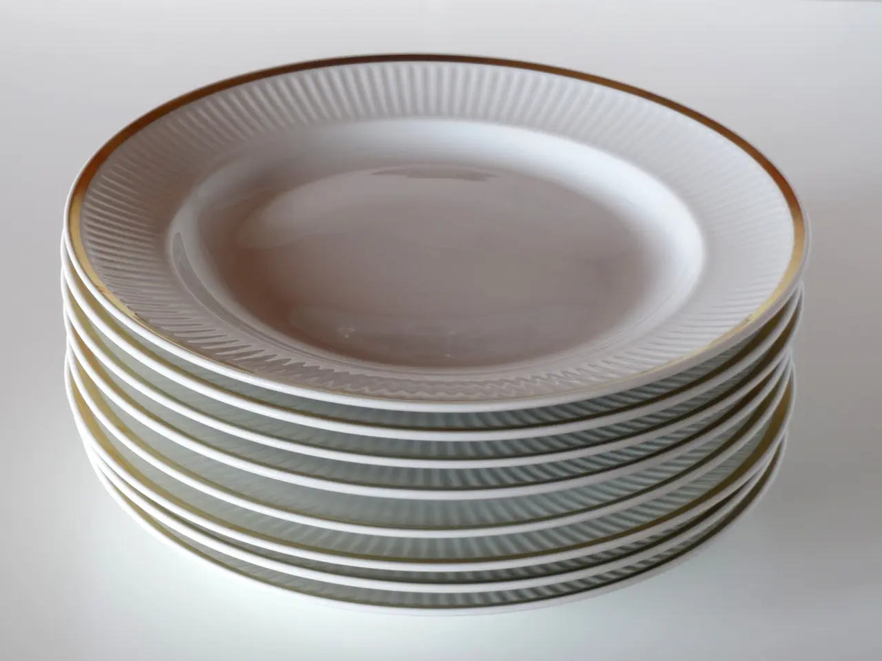 Billede 1 - 8 stk. Tunna frokosttallerkner fra RC