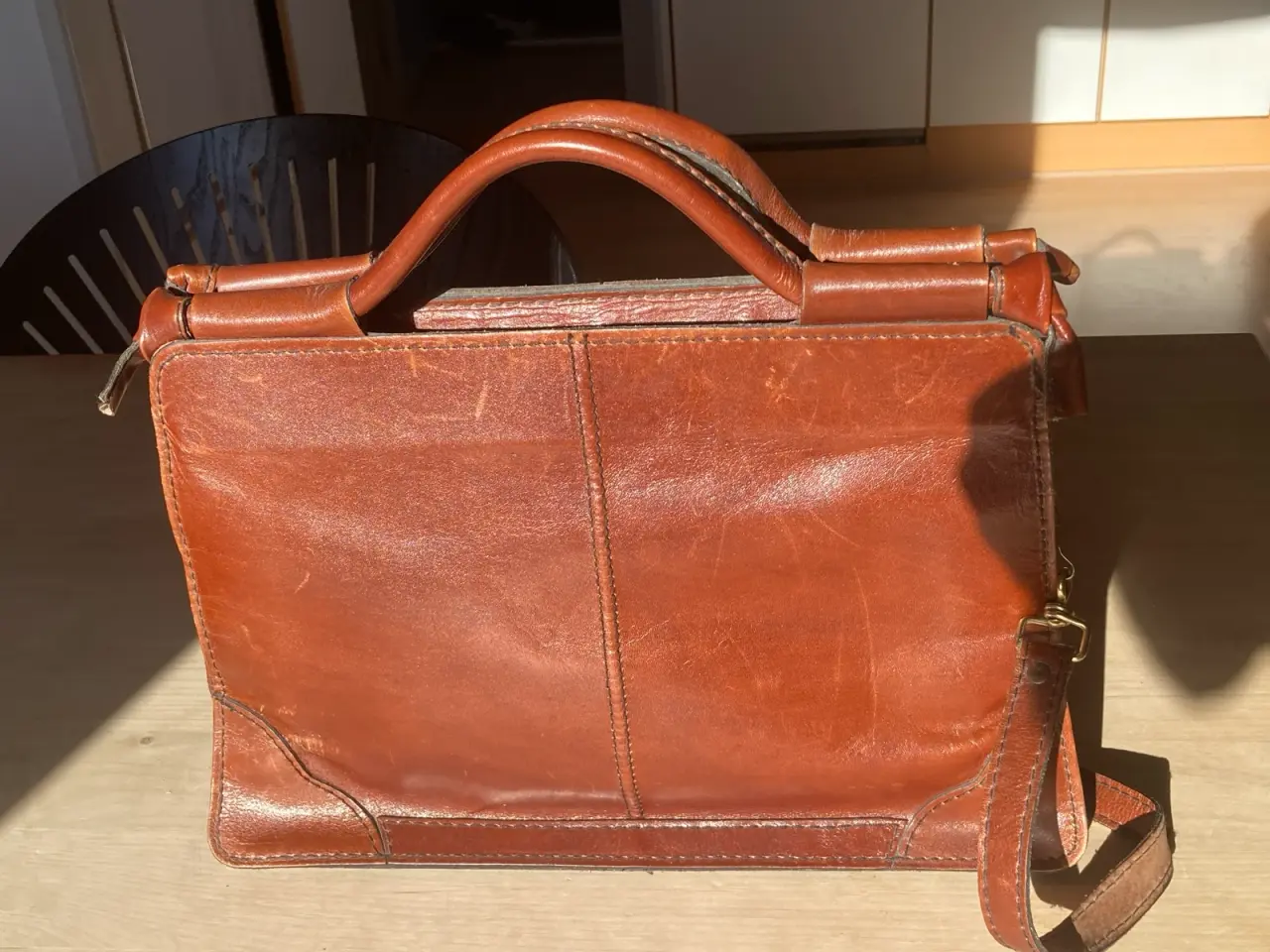 Billede 2 - Lækker vintage cognacfarvet lædertaske