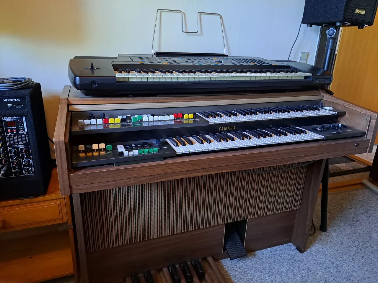 Billede 1 - Roland E86, Højtaler og Forstærker