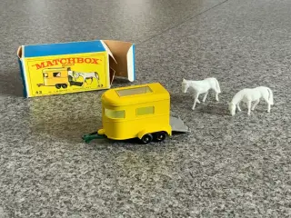 Matchbox No. 43 Pony Trailer