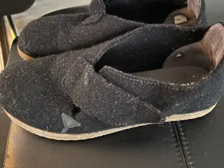 Pæne New Feet hjemmesko str. 43