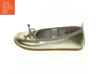 Guld ballerina børnesko fra H&M (str. 22)
