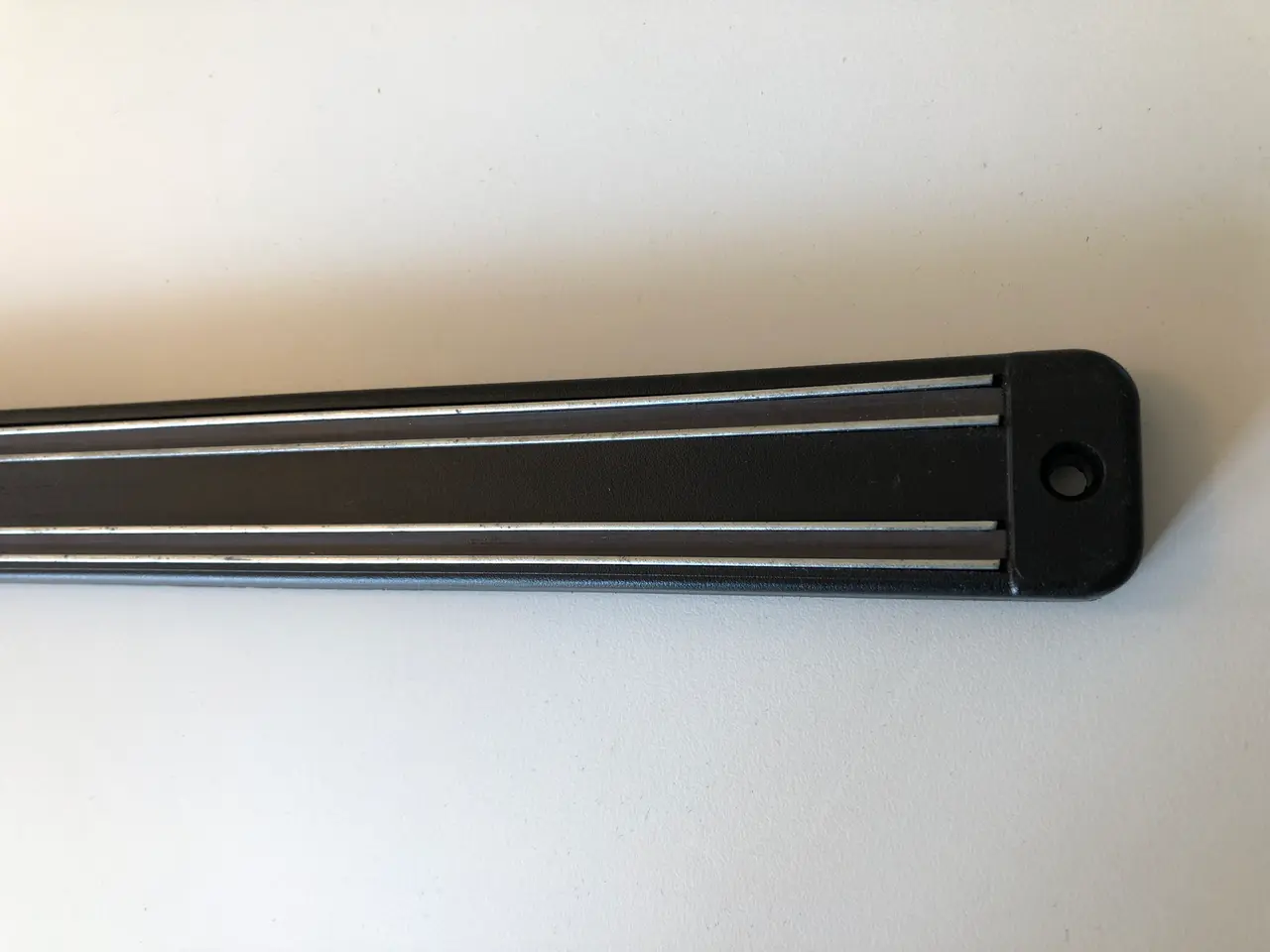 Billede 4 - Knivmagnet i sort
