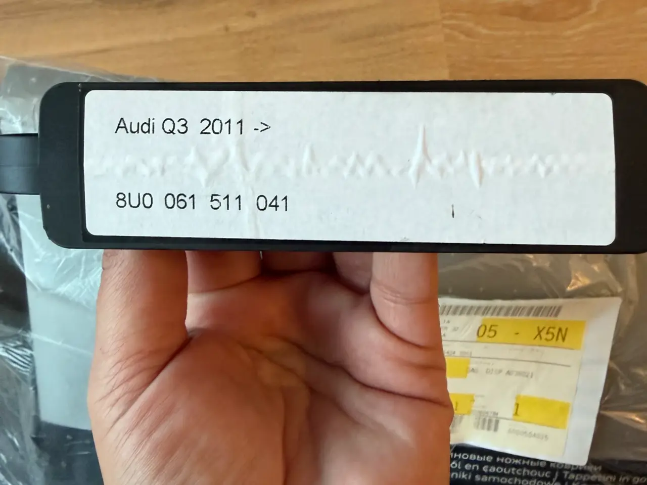 Billede 5 - Audi Q3 gummimåtter sæt i sort til kabinen bagi.