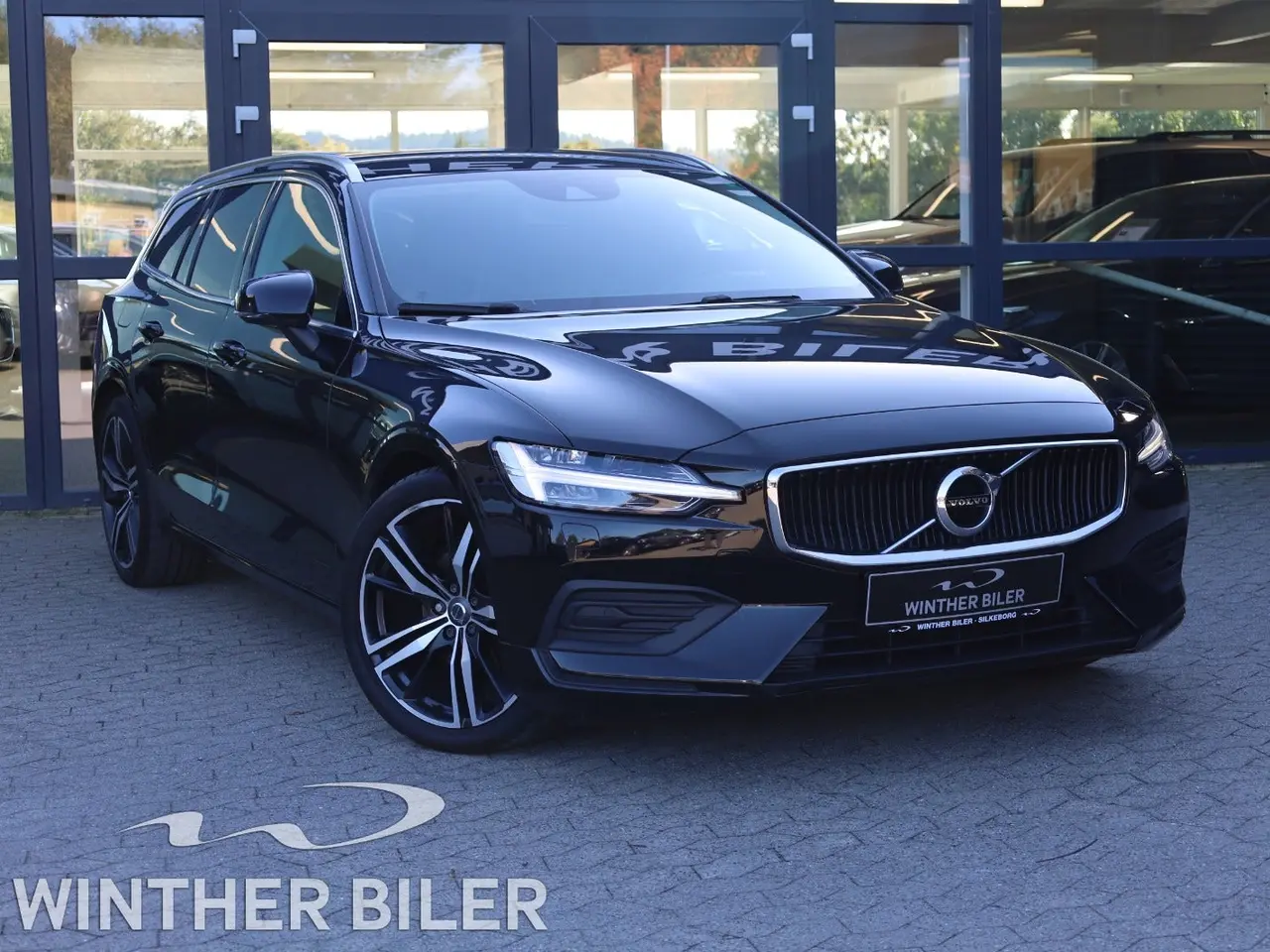 Billede 1 - Volvo V60 2,0 D4 190 Momentum aut. Van