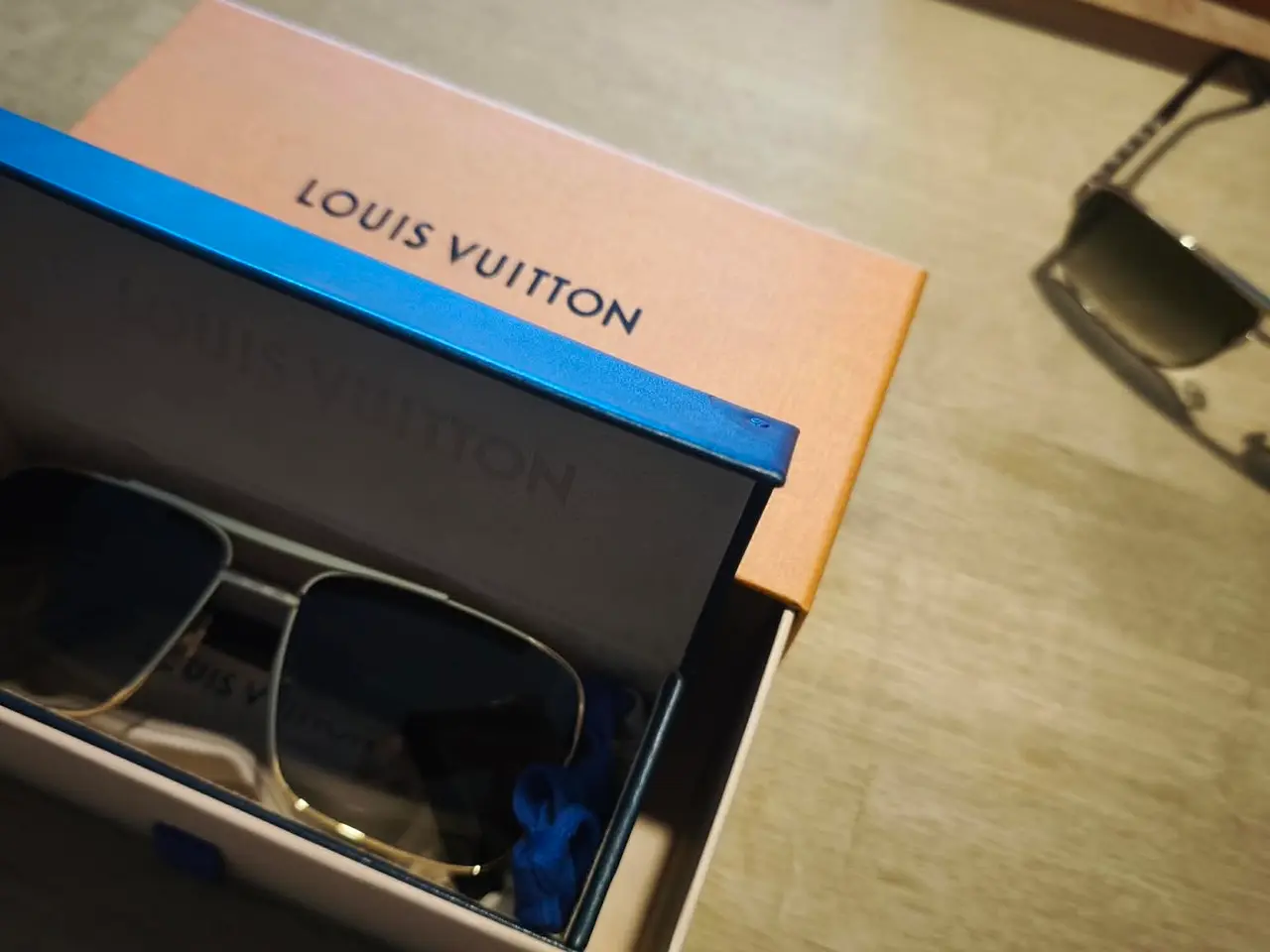 Billede 5 - Louis Vuitton Attitude Solbriller