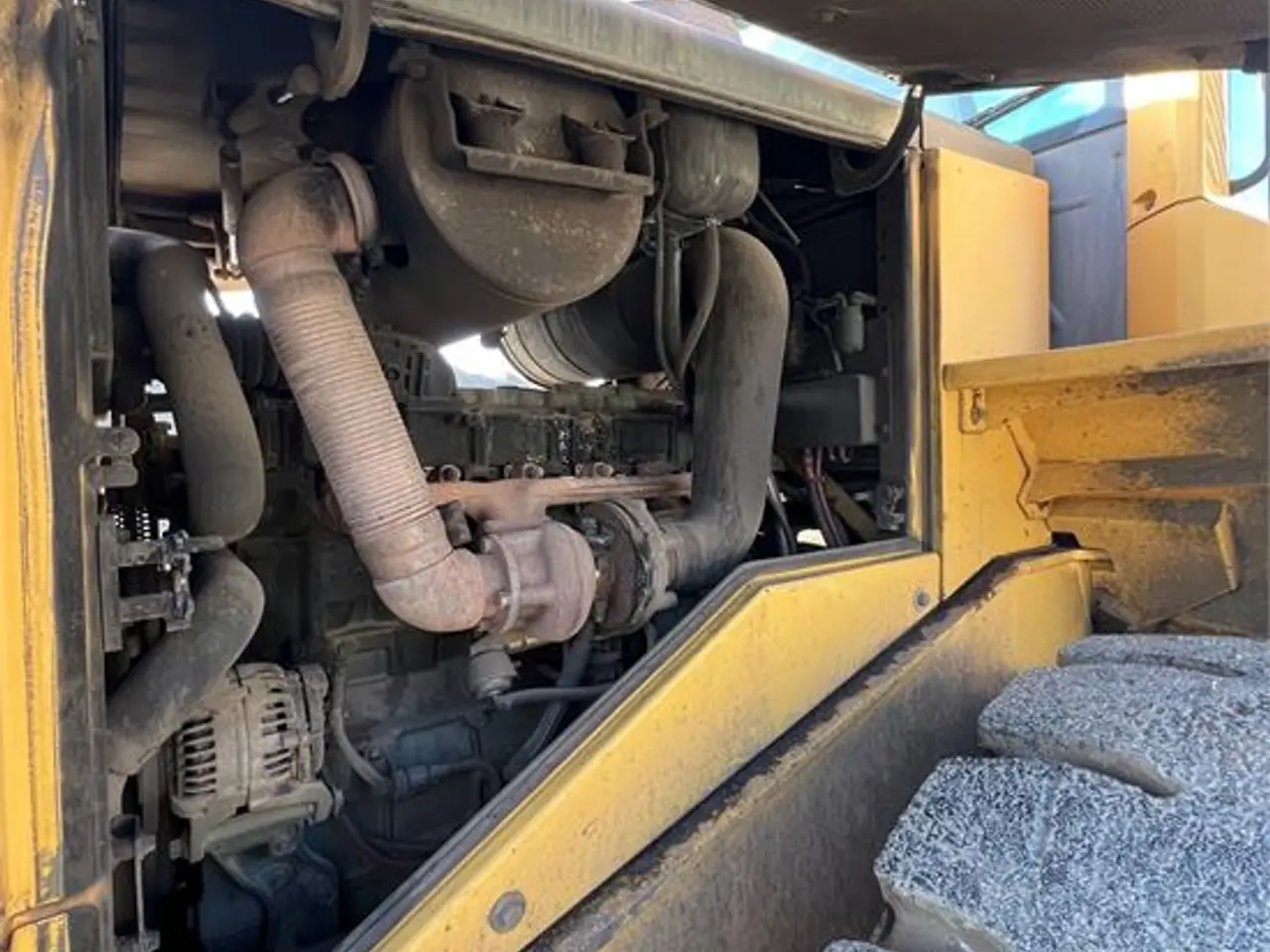 Billede 49 - Volvo L120 F - 21 ton - Motor/Engine 8000 timer- Video