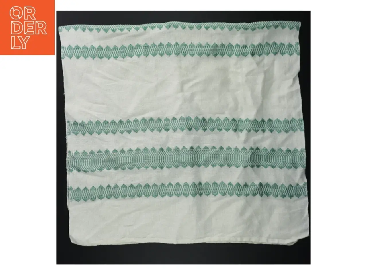 Billede 1 - Broderet bordløber (str. 80 x. 44 cm)