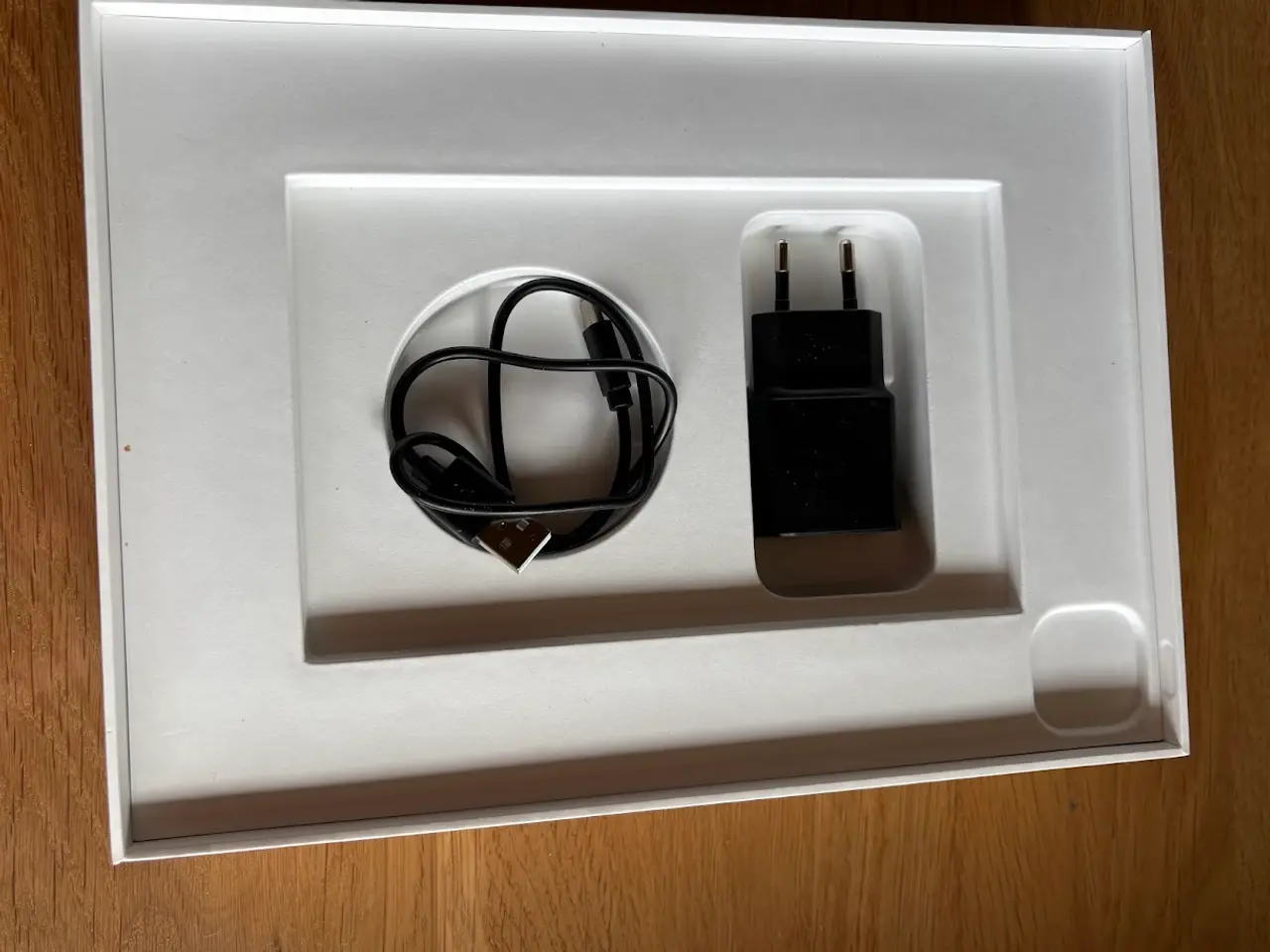 Billede 3 - I Phone 12- 5 g smartphone 64 gb blå