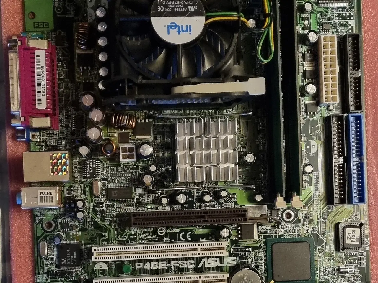 Billede 2 - Asus bundkort med Pentium 4 CPU, køler og Ram