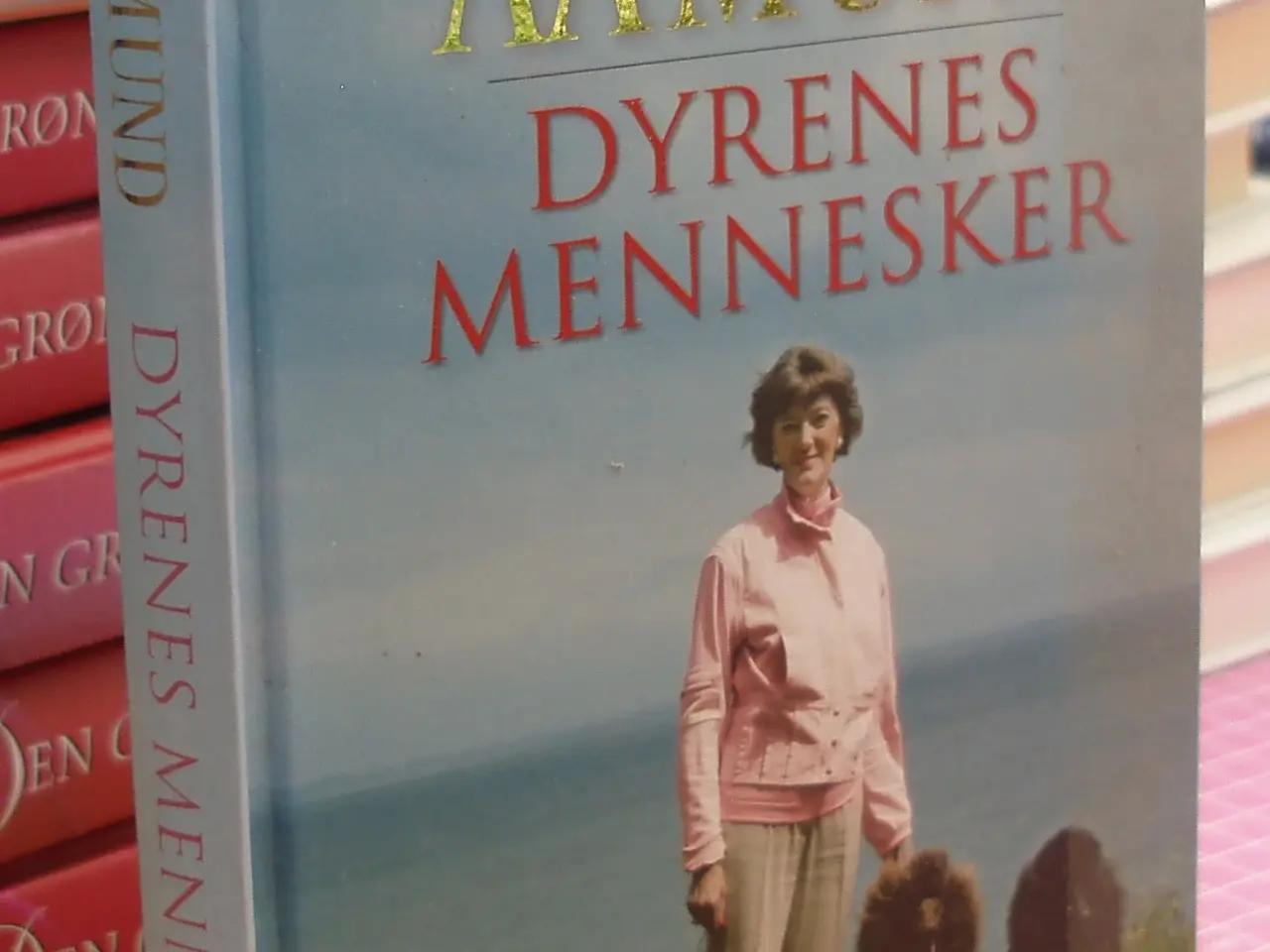 Billede 1 - Dyrenes Mennesker af Jane Aamund