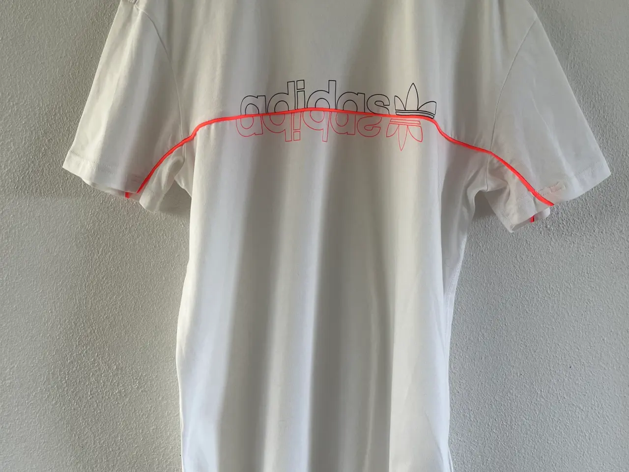 Billede 1 - T-shirt str.176