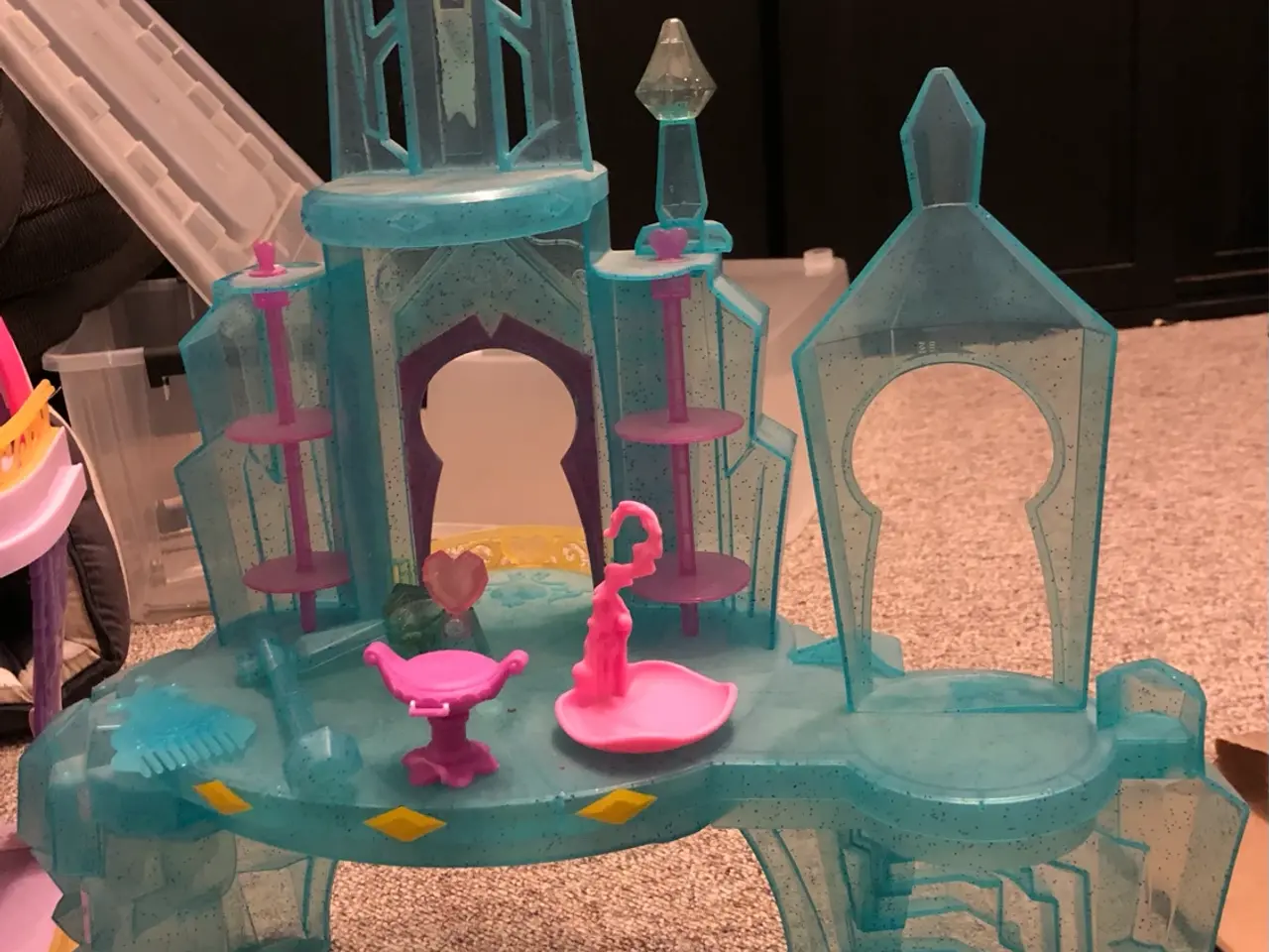 Billede 5 - 5 slotte/huse til Barbie, Frost & My Little Pony