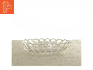 Skål i krystalglas (str. 13 x 9 cm)