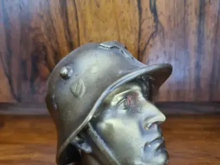 Buste af tysk soldat (WWII-stil) 